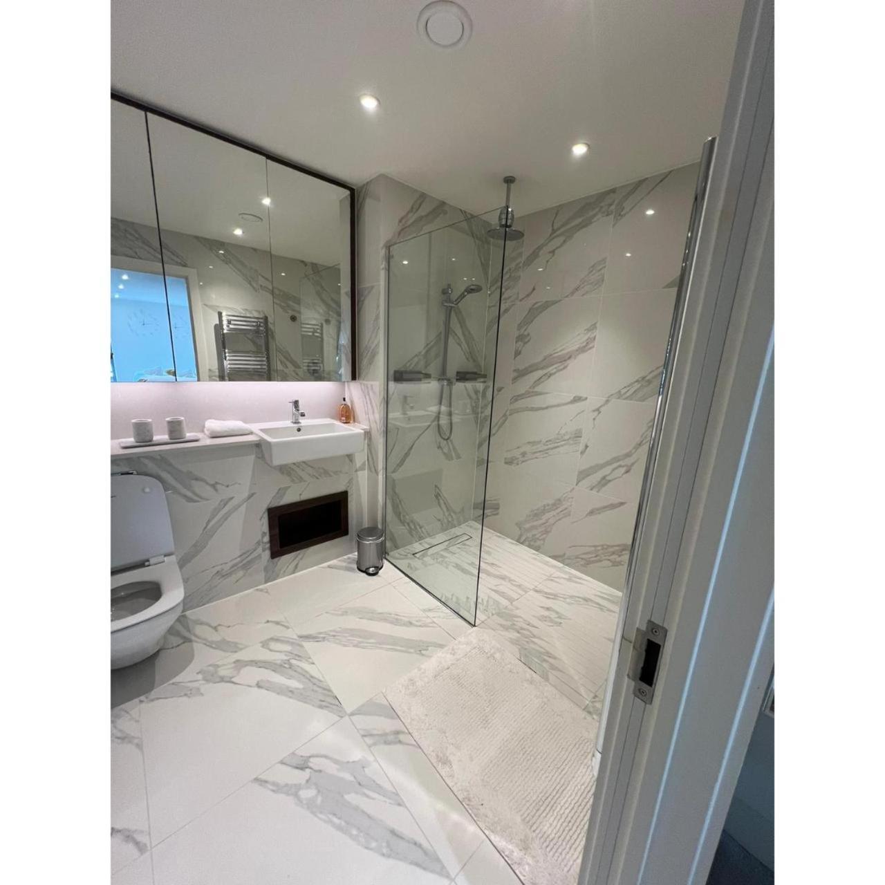 F9-Fantastic 2 Bedroom Flat In Nw3! ลอนดอน ภายนอก รูปภาพ