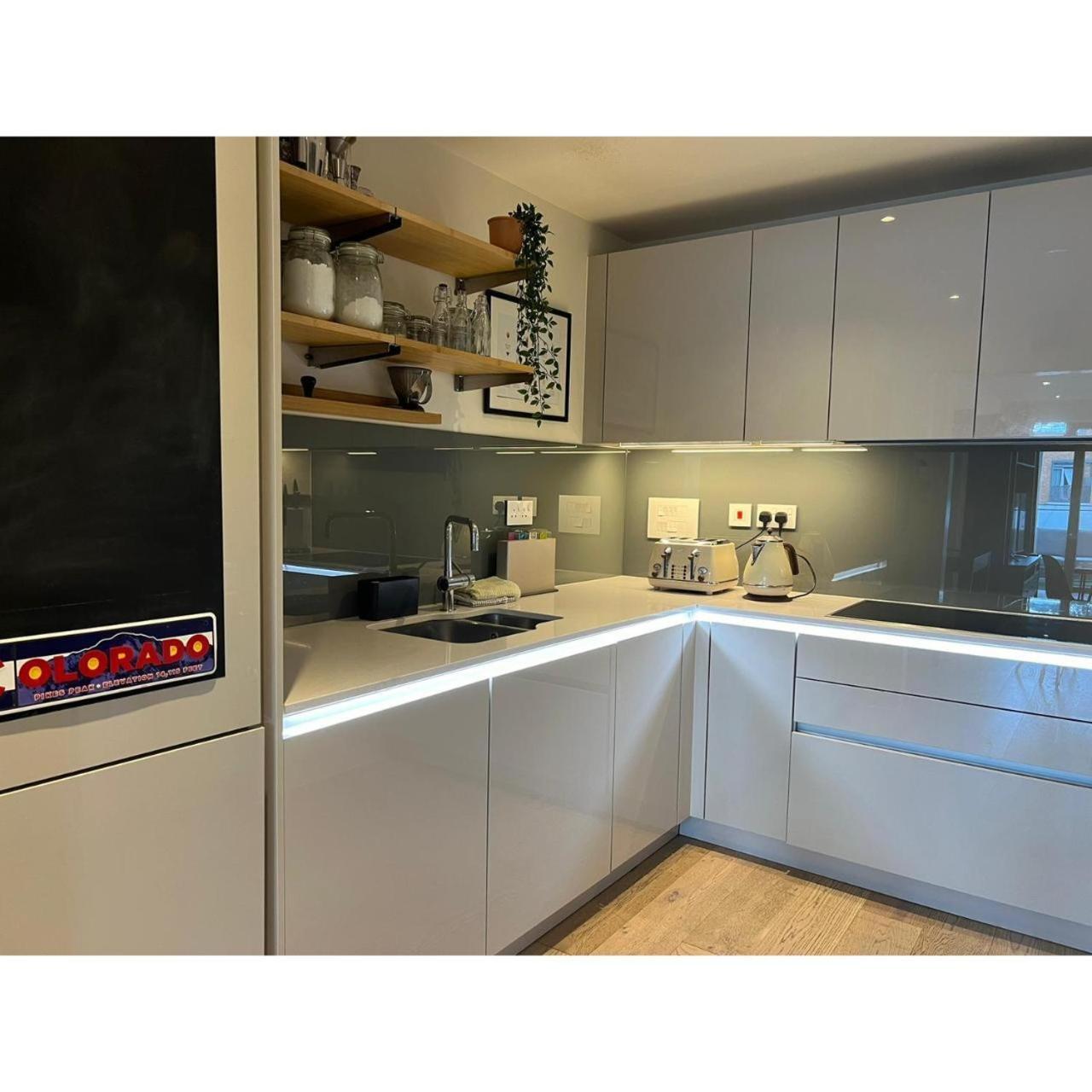 F9-Fantastic 2 Bedroom Flat In Nw3! ลอนดอน ภายนอก รูปภาพ