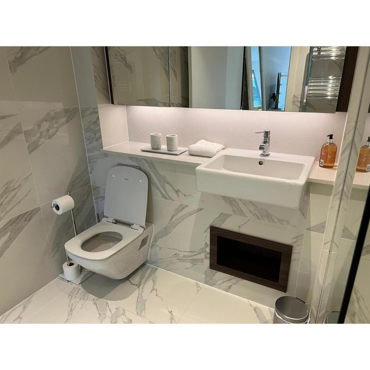 F9-Fantastic 2 Bedroom Flat In Nw3! ลอนดอน ภายนอก รูปภาพ